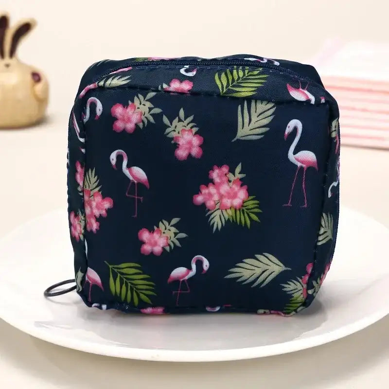 Women Sanitary Napkin Tampon Storage Bag Portable Waterproof Organizer Pouch Cartoon Pattern Sanitary Napkin Bag