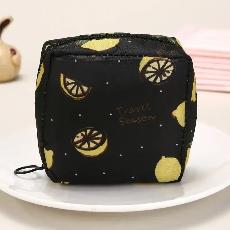 Women Sanitary Napkin Tampon Storage Bag Portable Waterproof Organizer Pouch Cartoon Pattern Sanitary Napkin Bag