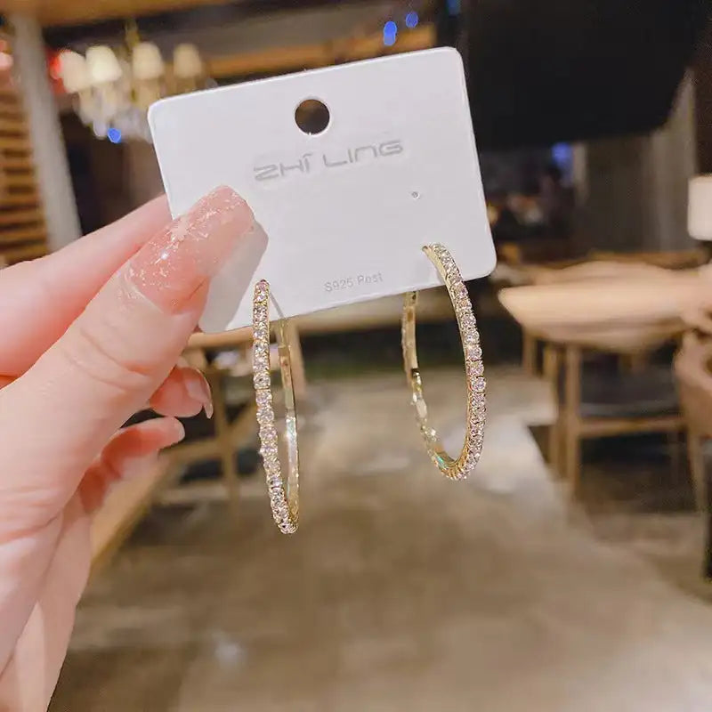 Easy Chic Hoops - Women