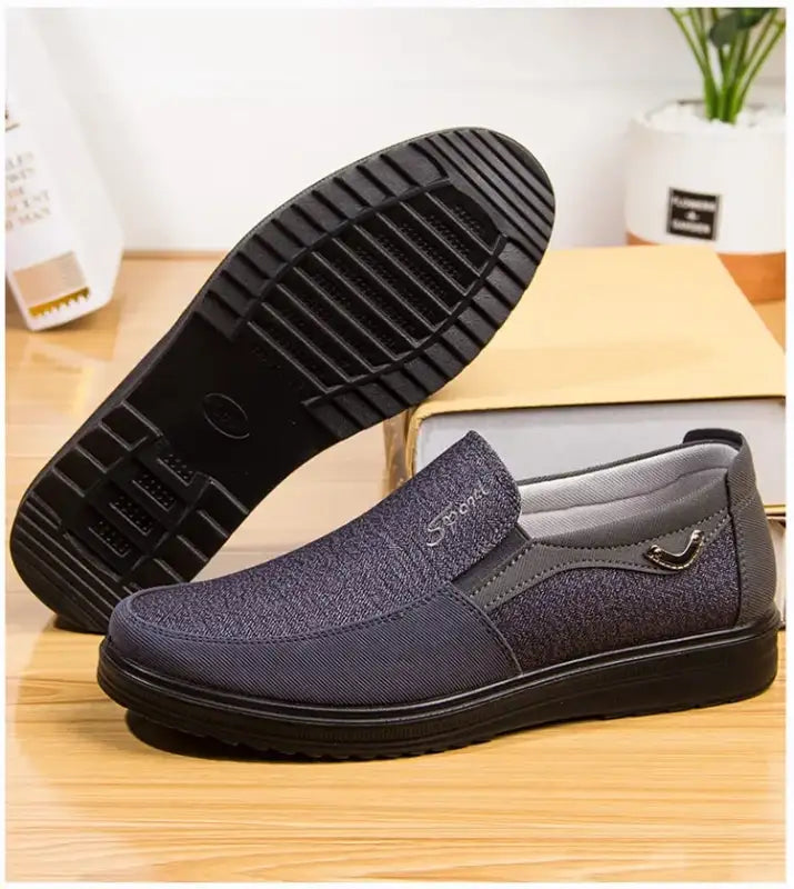 Shoes Men Canvas Summer Classic Loafers Men Casual Shoes Breathable Walking Flat Men Shoes Zapatos Sneakers Plus Size
