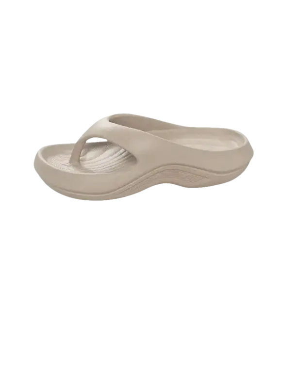 Beige platform flip-flop.