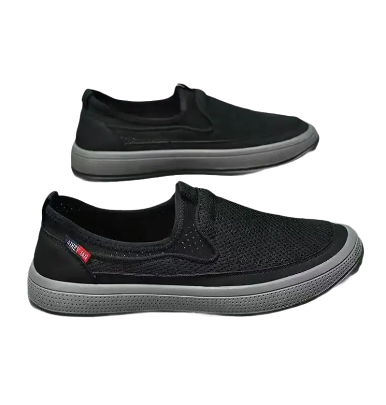 Black slip-on casual sneakers for men’s summer shoes mesh breathable comfort
