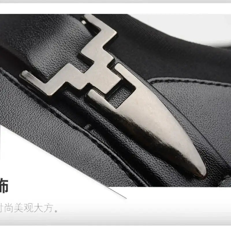 Cotton Leather Shoes Men Formal Dress Shoes Luxury Business Oxford Male Office Wedding Dress Shoes for Men Winter New