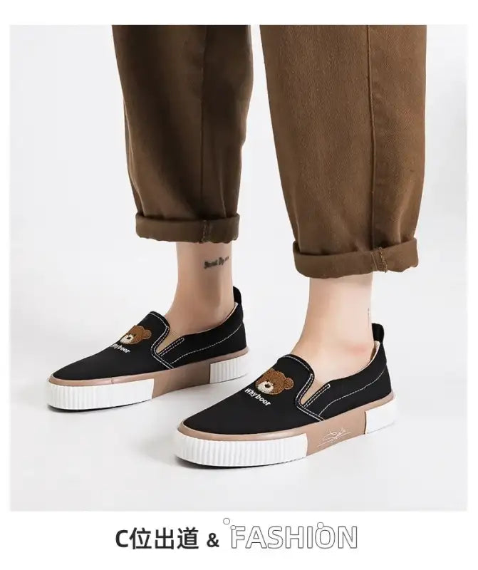 Little Bear Women’s Vulcanize Shoes Comfortable and Casual Slip-On Flat Shoes Slip-Ons Women Shoes Zapatillas De Mujer