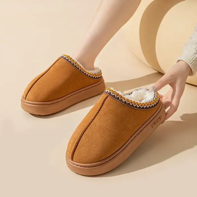 Platform Fluffy Slippers Women House Flats Fashion Plush Winter Designer Shoes Ladies Home Elegant Casual Footwear