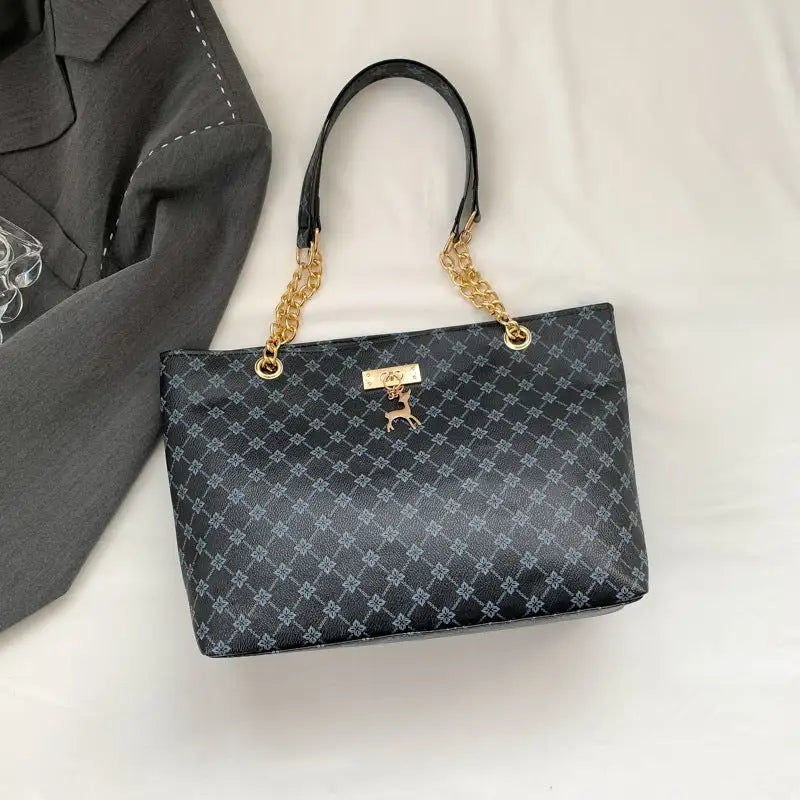 RetroChain Shoulder Bag - Black