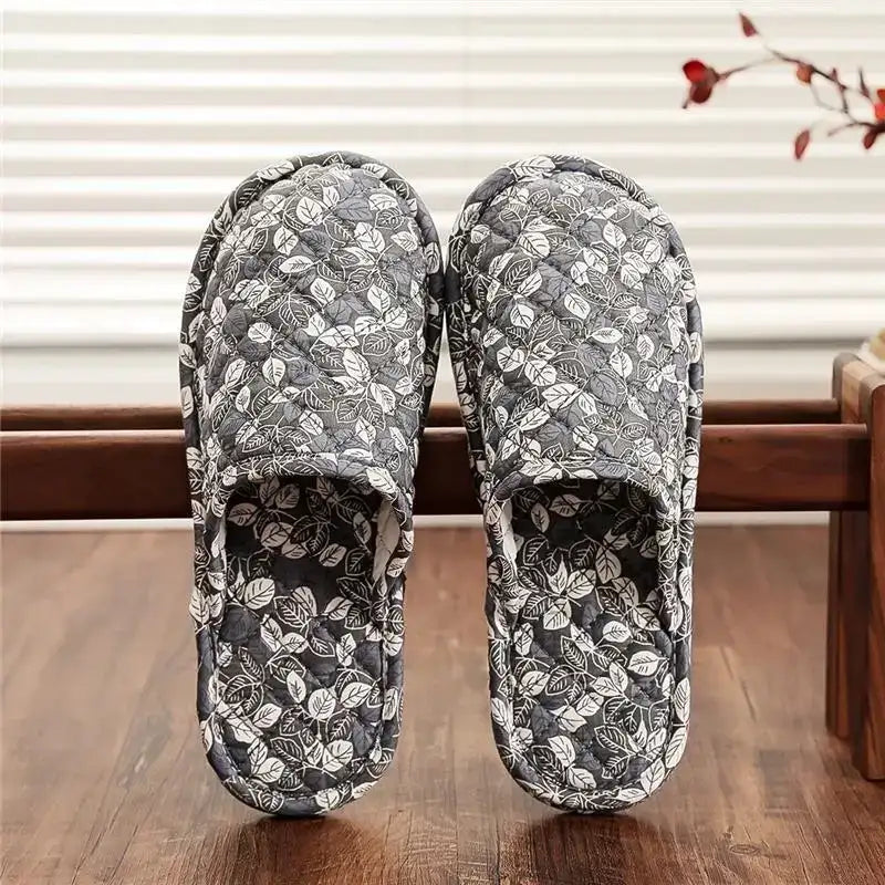 Couple’s Four Seasons Home Indoor Silent and Mute Pure Cotton Fabric Sole Soft Sole Non Harmful Solid Wood Floor