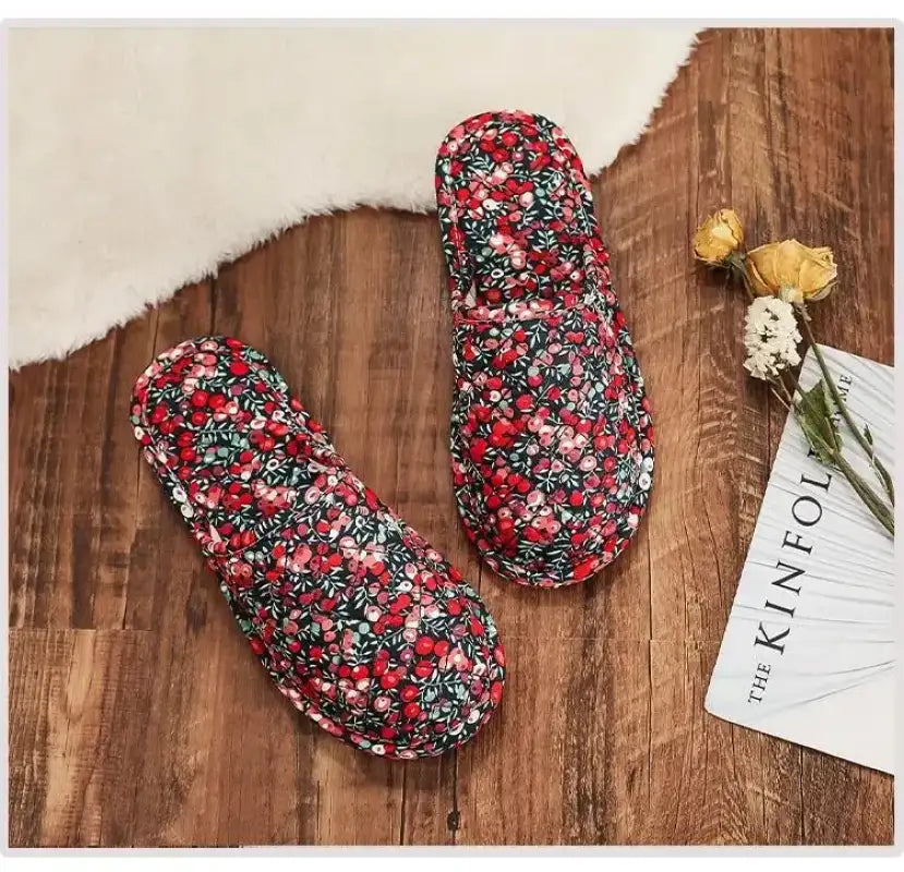 Couple’s Four Seasons Home Indoor Silent and Mute Pure Cotton Fabric Sole Soft Sole Non Harmful Solid Wood Floor