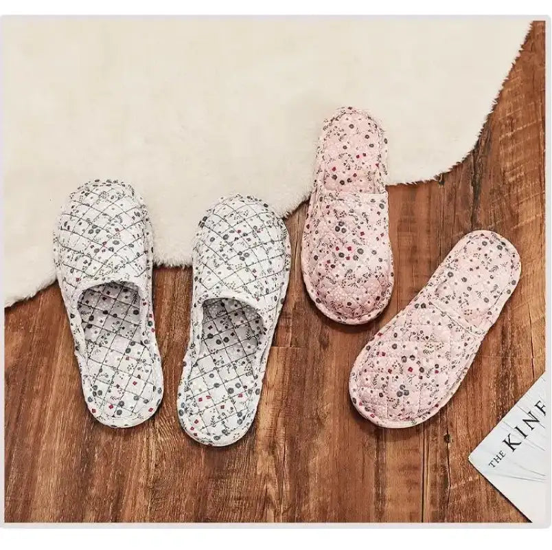 Couple’s Four Seasons Home Indoor Silent and Mute Pure Cotton Fabric Sole Soft Sole Non Harmful Solid Wood Floor