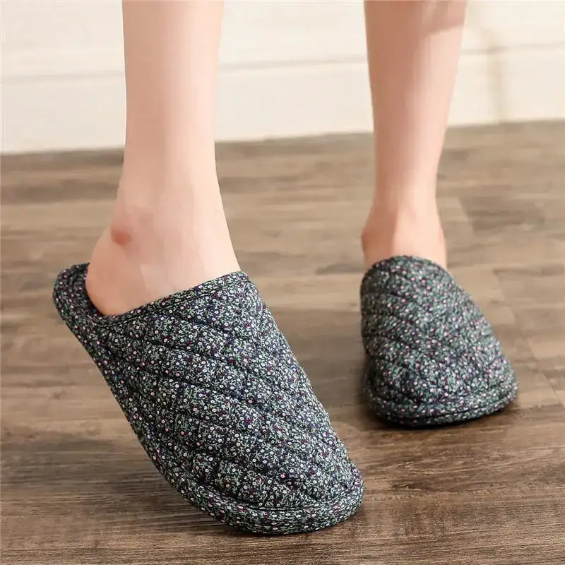 Couple’s Four Seasons Home Indoor Silent and Mute Pure Cotton Fabric Sole Soft Sole Non Harmful Solid Wood Floor