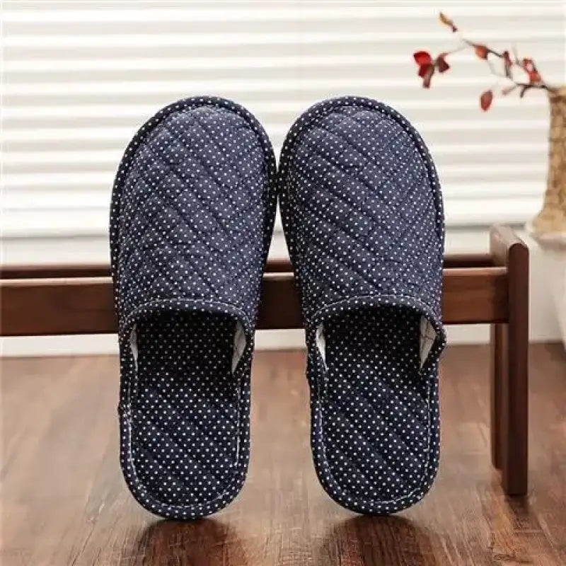 Couple’s Four Seasons Home Indoor Silent and Mute Pure Cotton Fabric Sole Soft Sole Non Harmful Solid Wood Floor