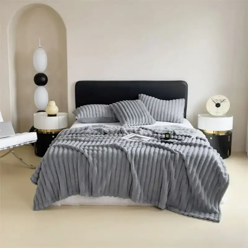 New Artificial Rabbit Plush Autumn Warm Blankets for Beds Soft Coral Fleece Sofa Throw Blanket Comfortable Thicken Bed