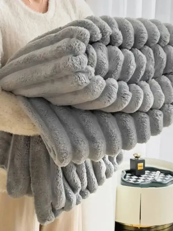 New Artificial Rabbit Plush Autumn Warm Blankets for Beds Soft Coral Fleece Sofa Throw Blanket Comfortable Thicken Bed