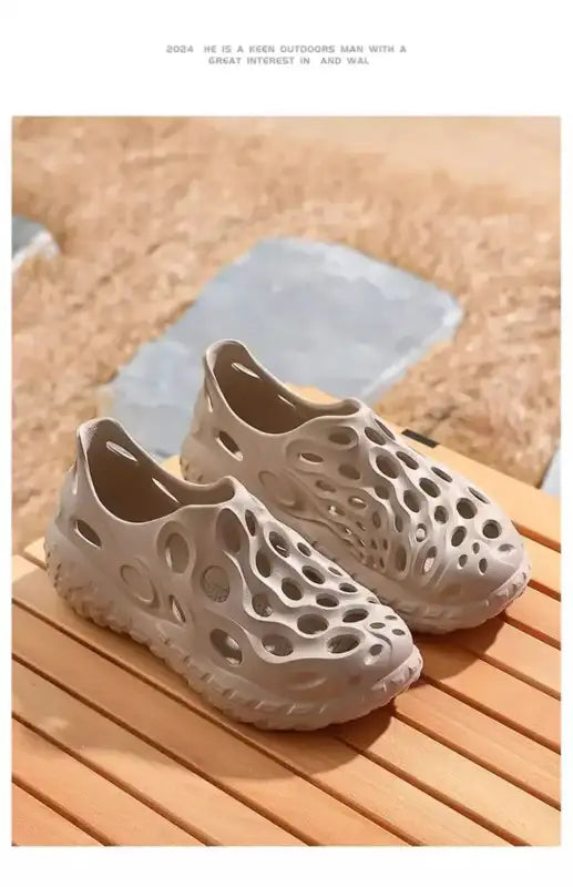 Hole Shoes Men’s Summer Outdoor Wear Platform Non-slip Eva Deodorant Breathable Sandals Beach Trend Slippers Men