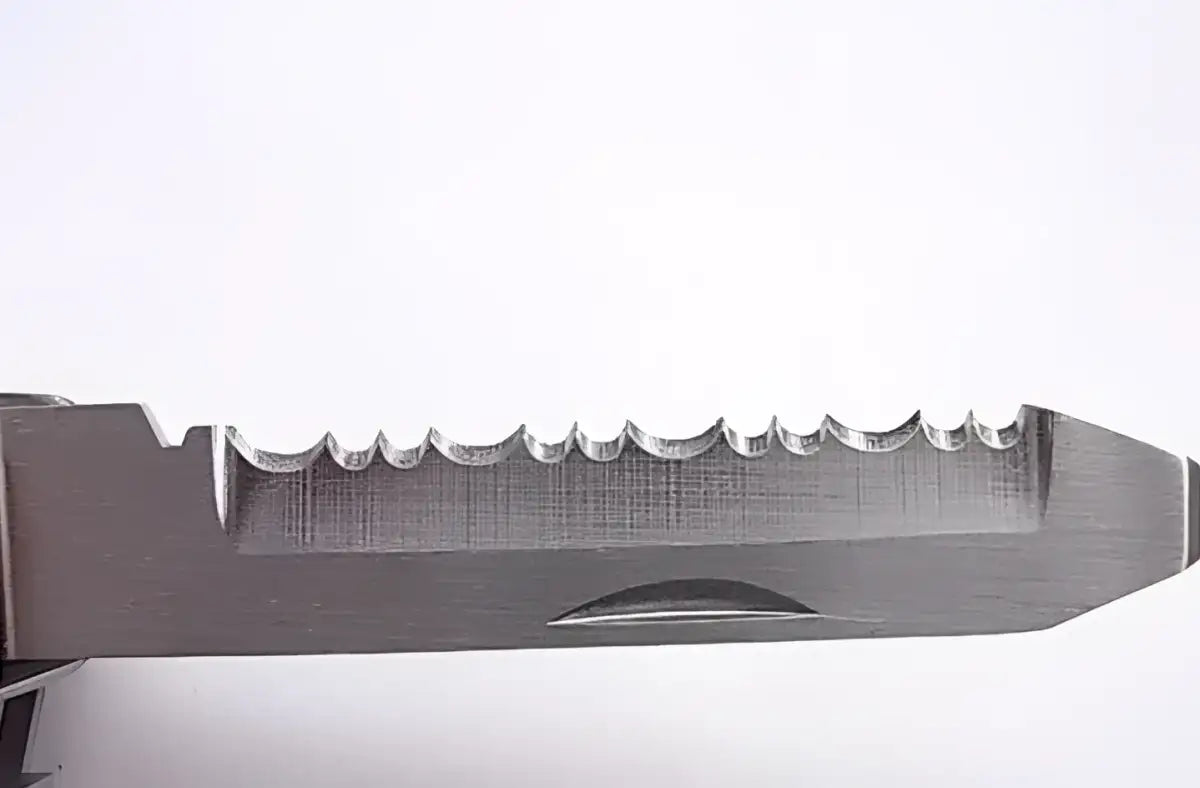 Foldable Survival Pliers: The Ultimate Outdoor Tool! - Brown