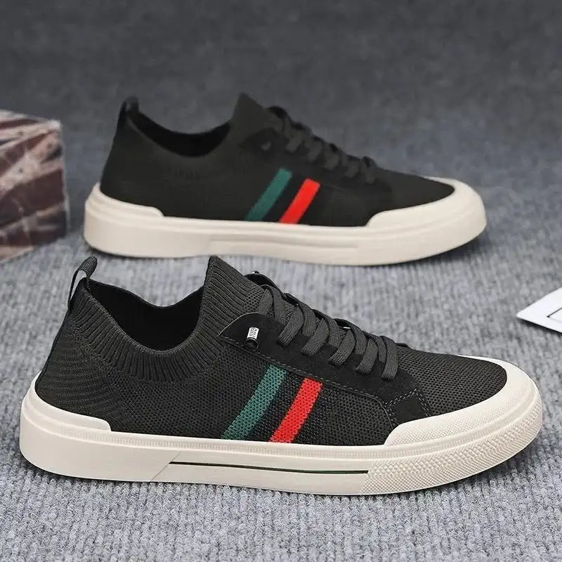 Breathable Men’s Shoes Summer Mesh Board Shoes Soft Soled Outdoor Casual Sports Shoes Trend Men Sneakers Slip-on Canvas