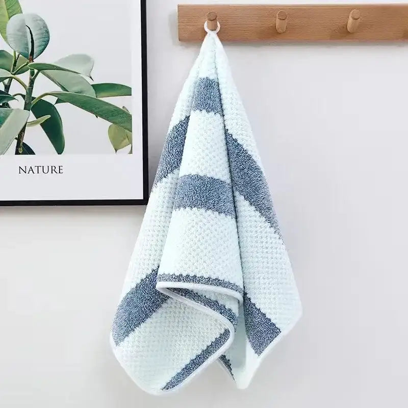 4pcs Soft and Absorbent Hand Towel for Quick Drying Hanging and Multifunctional Cleaning - 26x42cm / random color