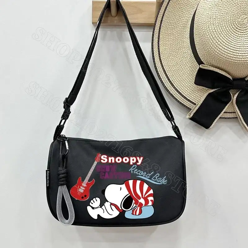 Black Snoopy shoulder bag.