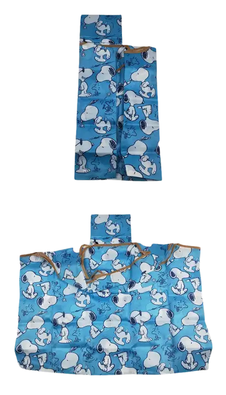 Blue Snoopy-patterned foldable shopping bag.