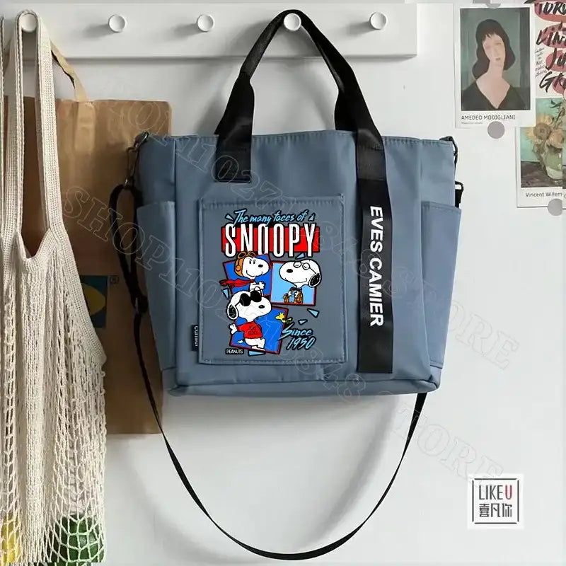 Blue Snoopy tote bag.