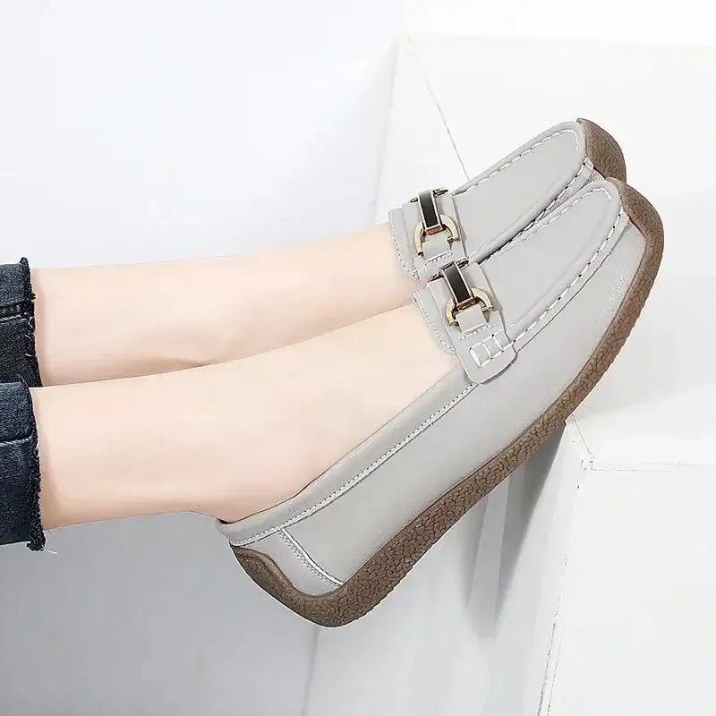 2024 New Spring /summer Women Flats Genuine Leather Moccasins Woman Casual Shoes Slip-on Loafers Female Boat Big Size