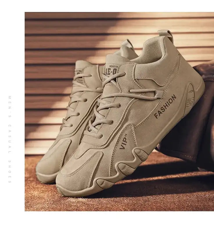 Men’s outdoor sports hiking shoes four season new anti slip comfort work shoes fashion youth casual trendy shoes male’s