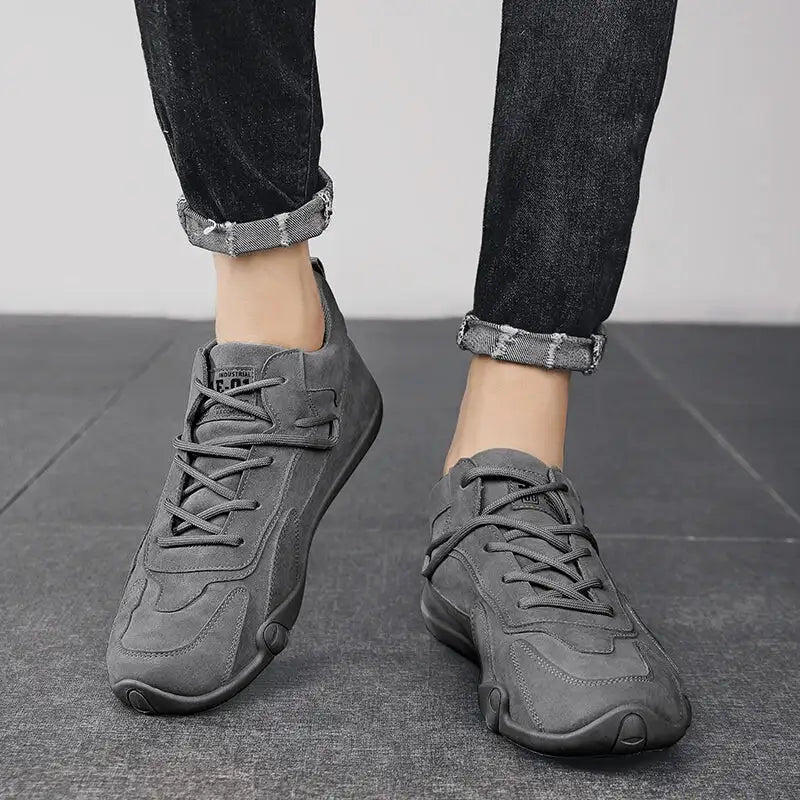 Men’s outdoor sports hiking shoes four season new anti slip comfort work shoes fashion youth casual trendy shoes male’s