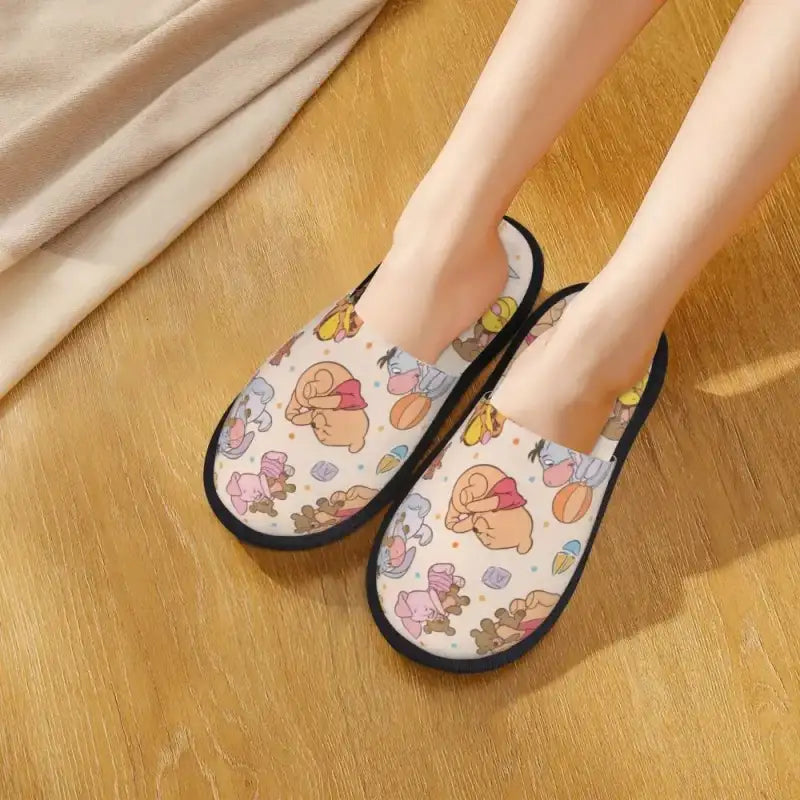 Custom Winnie Pooh Bear Manga House Slippers Women Cozy Memory Foam Slip On Hotel Slipper Shoes
