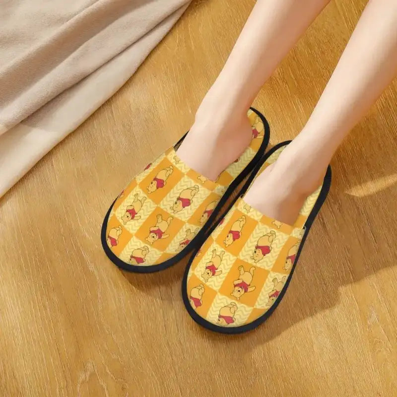 Custom Winnie Pooh Bear Manga House Slippers Women Cozy Memory Foam Slip On Hotel Slipper Shoes