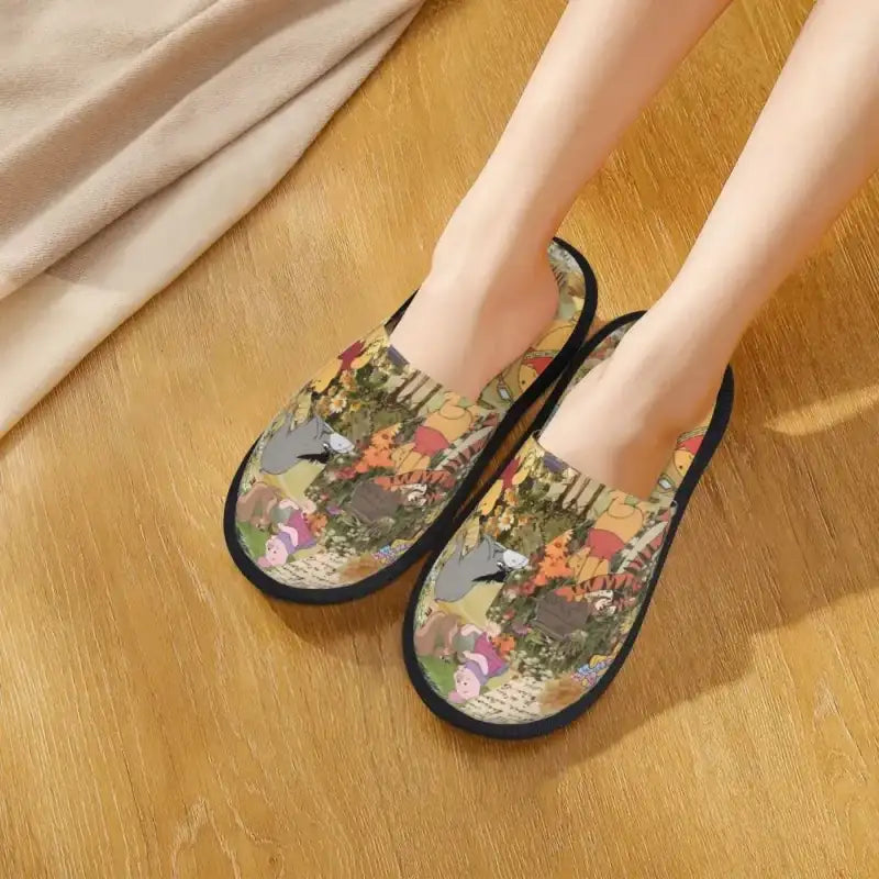 Custom Winnie Pooh Bear Manga House Slippers Women Cozy Memory Foam Slip On Hotel Slipper Shoes