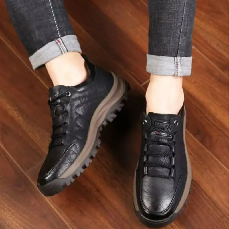 Men’s Sneakers Lace-up Leather Casual Shoes Outdoor Running Shoes Men Non Slip Low Top Walking Shoe Plus Size 48 Tênis