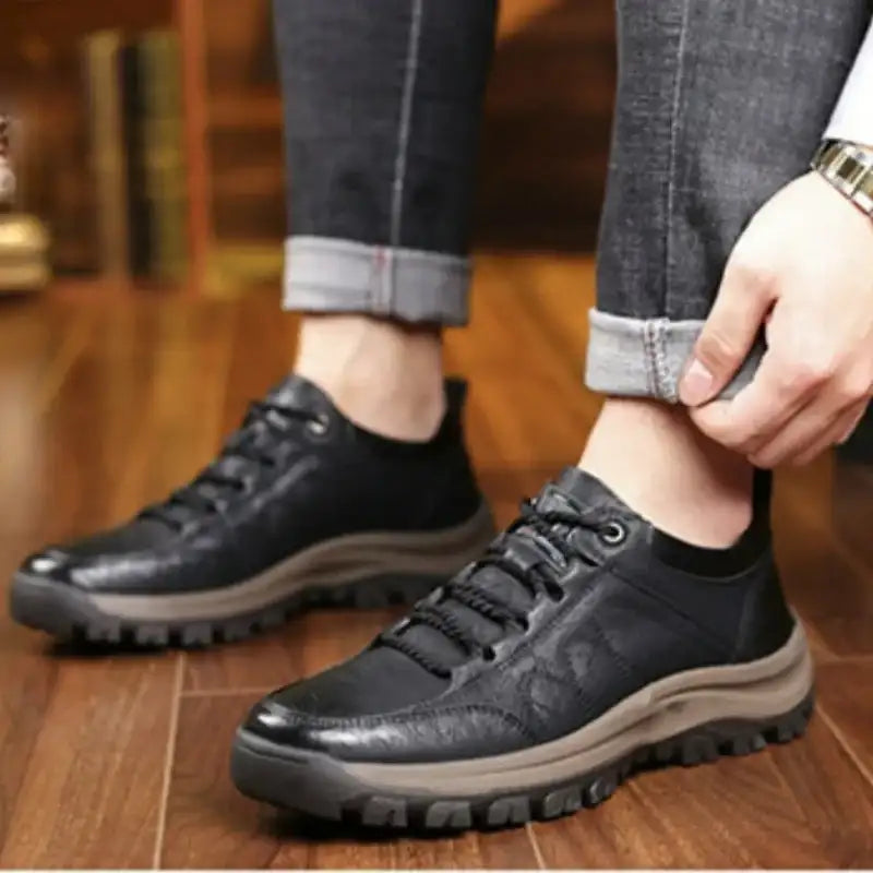 Men’s Sneakers Lace-up Leather Casual Shoes Outdoor Running Shoes Men Non Slip Low Top Walking Shoe Plus Size 48 Tênis