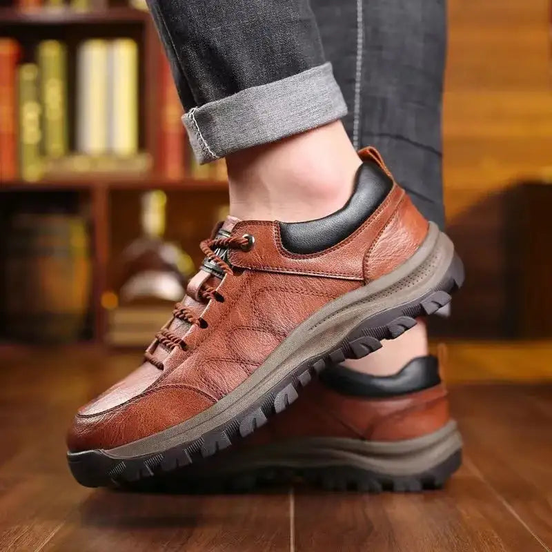 Men’s Sneakers Lace-up Leather Casual Shoes Outdoor Running Shoes Men Non Slip Low Top Walking Shoe Plus Size 48 Tênis