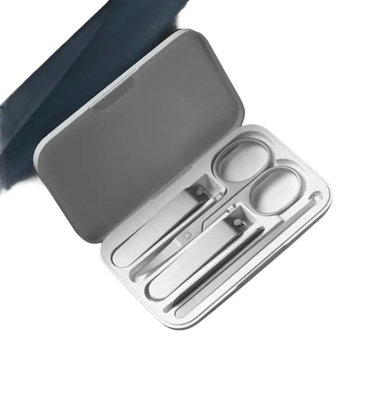 Open manicure set.