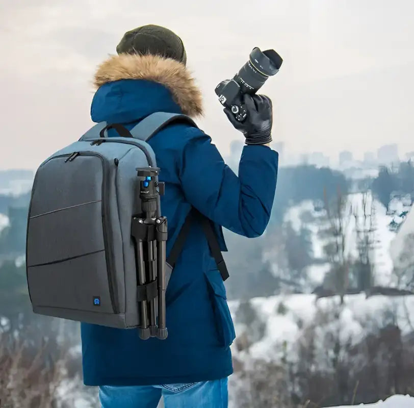 AquaGuard Camera Backpack: Rugged DSLR/Mirrorless Bag 🌧️🎒