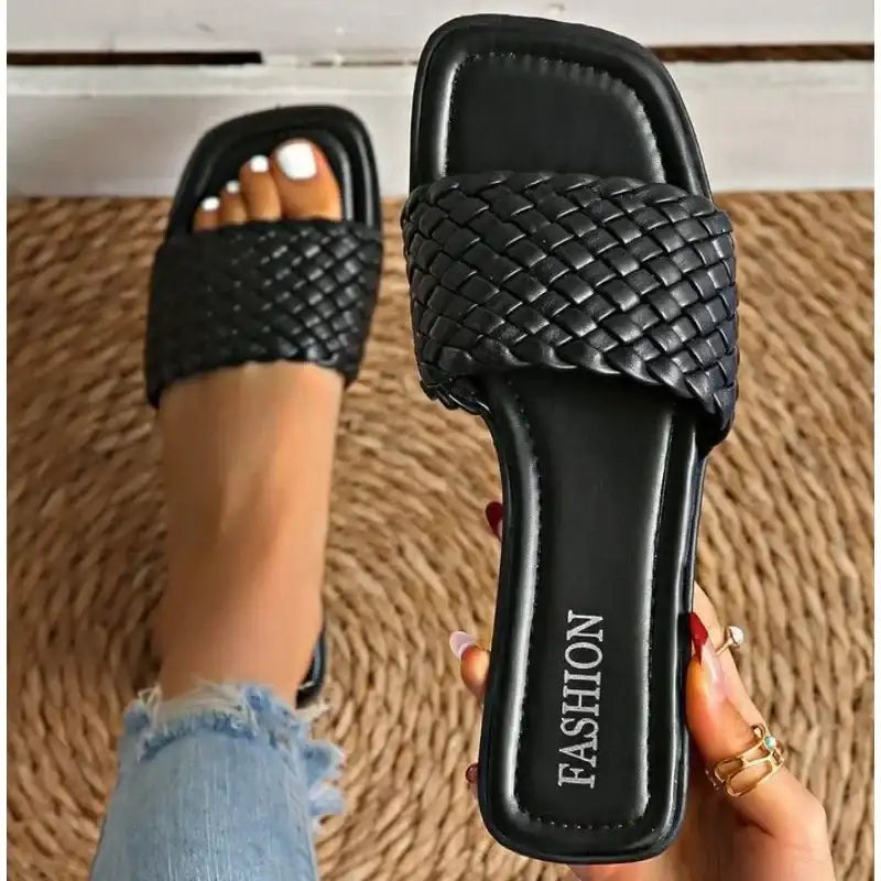 black / 37