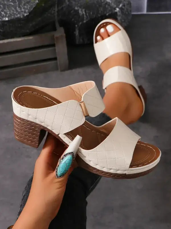 Beige / 39