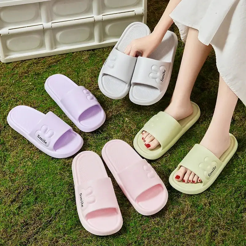 Men’s Flat Bottom Slip-On Summer Shoes Indoor Home Anti-Slip Thick EVA Couples Sandals Comfortable Sensation Slippers