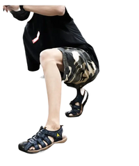 Men’s outdoor leisure sandals.