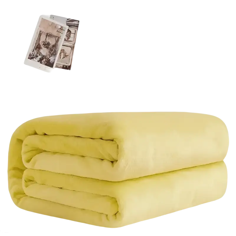 Folded yellow blanket.