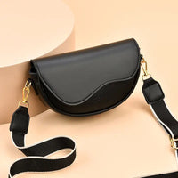 Chic Autumn Saddle: Luxe Underarm Bag