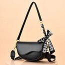 Chic Autumn Saddle: Luxe Underarm Bag - Black