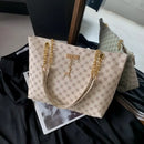 RetroChain Shoulder Bag