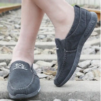 Luxury Designer Men’s Canvas Shoes Slip on Casual Shoes Denim Male Loafers Soft Driving Moccasin Outdoor Breathable Men