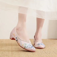 Veowalk Vintage Chinese Embroidery Women Cotton Satin Pointy Toe Slip On Low Heel Pumps Elegant Ladies Casual Walking