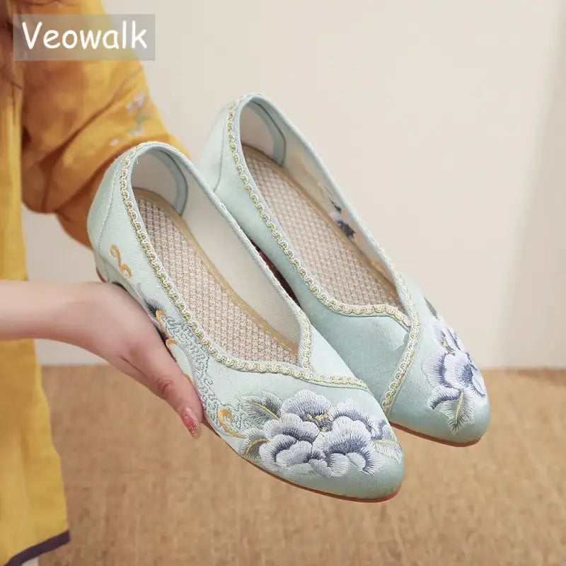 Sweet Veowalk Vintage Chinese Embroidery Flats