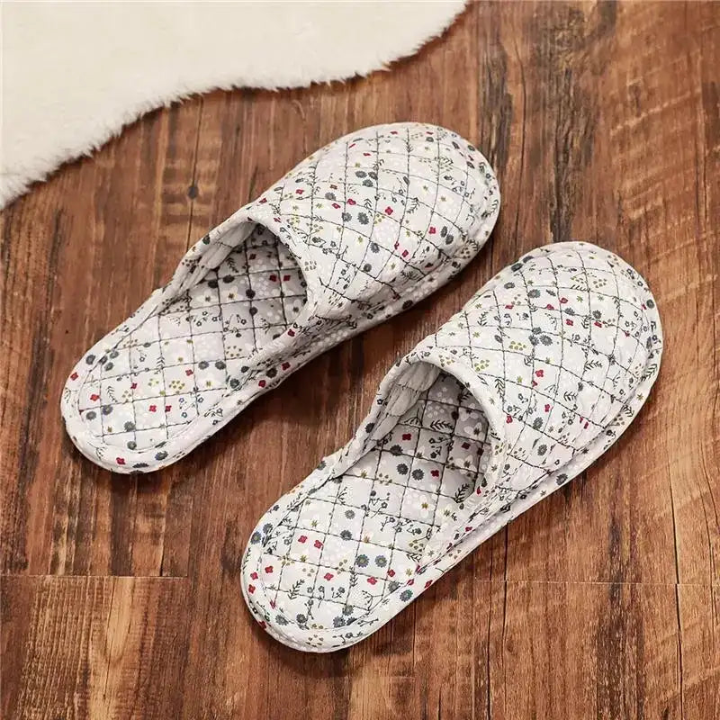 Sweet Soft Sole Indoor Slippers for Your Four Seasons Home