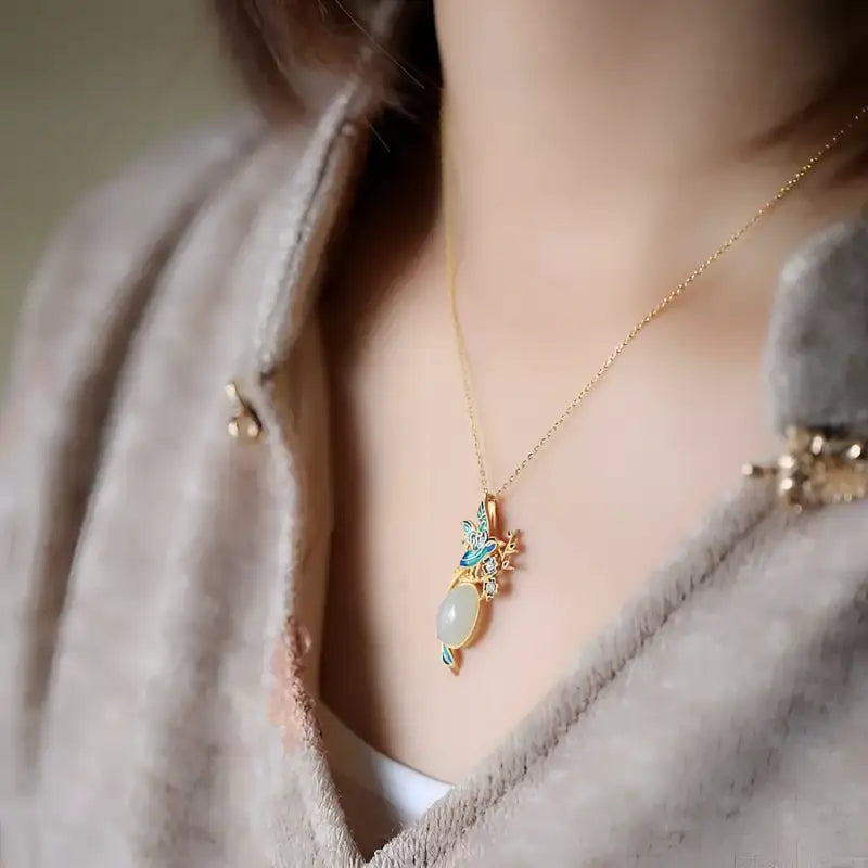 Hetian Jade Sweater Pendant - Women