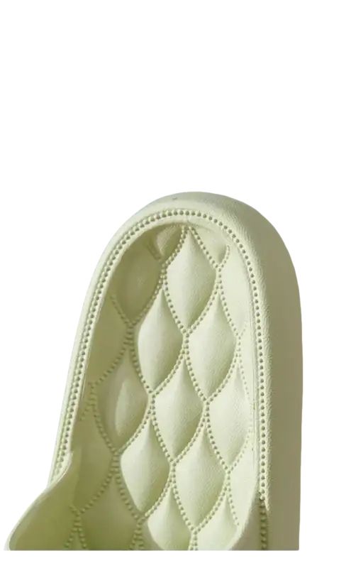 Quilted, studded chair back.