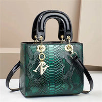 ChicCarry Women’s Shoulder Messenger Bag - Snakeskin Green